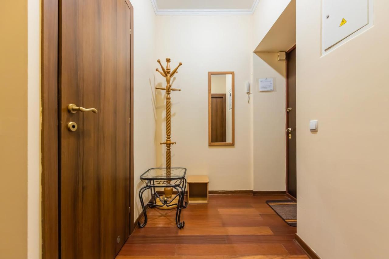 Трехкомнатная Квартира На Крещатике Kiew Exterior foto